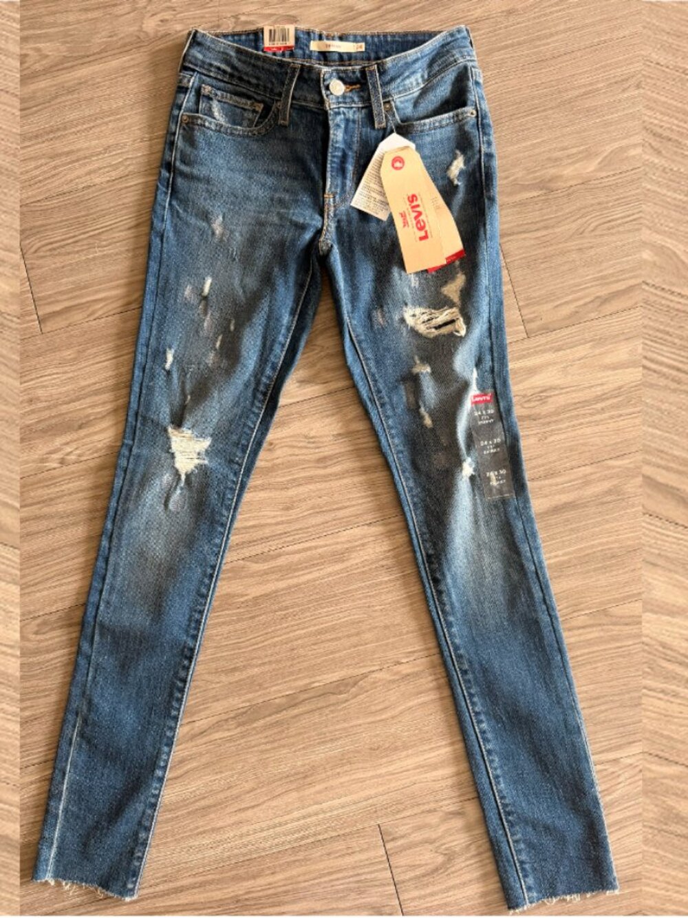 LEVI'S - 711 Skinny Women's Jeans (size 24)